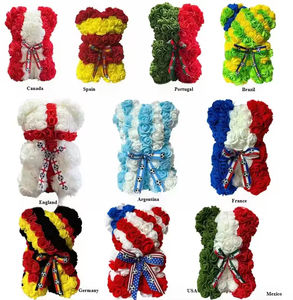 Oso de Peluche con Flores Artificiales para Fanáticos del Fútbol Español, con Cinta de la Bandera Española, Regalo Ideal para Entusiastas del Fútbol en Caja de Regalo - Product Image 6