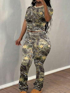 New <strong>Women's</strong> Two-Piece Set Camo Tracksuit Slim Fit Flare Leg Real-Tree Leaf Print Nature Inspired Streetwear Fashion Clothing - Product Image 3