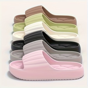 รองเท้าแตะ Veca Vc Unisex รุ่น Ultra-Comfortable Sporty EVA พื้นเจลกันเปื้อน พื้นนุ่ม สีเขียวอ่อน แบบสวมเปิดนิ้วเท้า สำหรับใส่ในบ้าน - Product Image 4