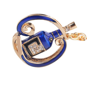 Mini vino artificial <span class=keywords><strong>wiskey</strong></span> decoración llaveros llavero bolso de mano coche mini vino <span class=keywords><strong>wiskey</strong></span> monedero encanto ornamento - Product Image 2