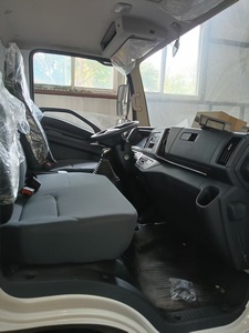 Camioneta Isuzu EC5 <span class=keywords><strong>de</strong></span> 5 <span class=keywords><strong>Toneladas</strong></span> |   Distancia entre ejes <span class=keywords><strong>de</strong></span> 3360 mm |   Motor Euro <span class=keywords><strong>6</strong></span> |   Vehículo Urbano <span class=keywords><strong>de</strong></span> Reparto Confiable - Product Image 5