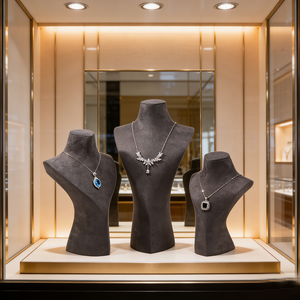 Expositor de Joyería de Lujo Único de Fábrica: Maniquí de Terciopelo para Collares y Busto de Exhibición de Joyas - Product Image 3
