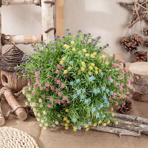 Bouquet artificiel CallaFloral de gypsophile bleu en plastique pour décoration intérieure, maison et arrangements de mariage - Product Image 1