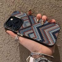 Coque de téléphone de luxe en fibre de carbone tressée style bohème, souple et antichoc, pour iPhone 15 Pro Max 16 17