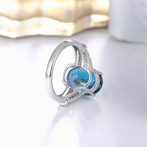 Bague de fiançailles pour femme, style italien vintage, sertie de cristaux et de strass, luxe et mode, vente directe d'usine - Product Image 2