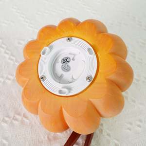 Lampe solaire de jardin en résine et métal, étanche IP65, pour villa, patio, paysage, en forme de citrouille, éclairage décoratif extérieur pour Halloween - Product Image 6