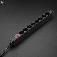 SYNSTRO PDU 6 voies Schuko 16A 240V 1U 19" pour montage en rack, unité de distribution d'alimentation en alliage d'aluminium avec protection contre les surcharges, pour centre de données