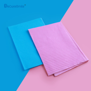 Bavaglini Dentali Monouso Impermeabili Colorati, 2 Strati di Carta, 1 Strato di Polietilene, Grembiule per Pazienti - Product Image 1