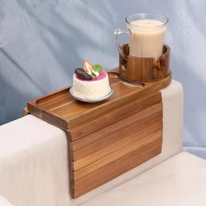 Table d'appoint pliable en bois d'acacia pour canapé avec porte-gobelet pour collations et boissons - Product Image 1