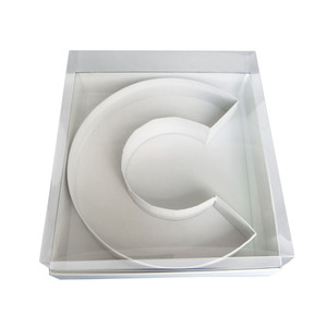 8 inch alfabetvormige, vulbare snoepdoos van karton met deksel, in de vorm van een letter of cijfer. - Product Image 3