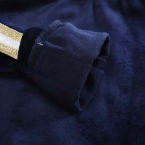 Sudadera sin Cremallera y Pantalones sin Estampado para Niños, Conjuntos Elegantes para Niños de los Nuevos Productos del Mercado Chino - Product Image 4