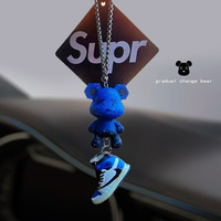 Pendentif de voiture en résine dégradée, ours en peluche caméléon de dessin animé, décoration intérieure créative, accessoire de chaussure personnalisé en forme de poupée