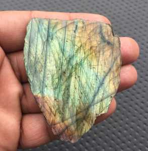 Grossiste indien de pierres précieuses en vrac de Labradorite naturelle, spécimen brut non traité pour la décoration de jardin - Product Image 3