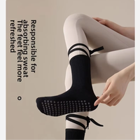 Chaussettes de yoga antidérapantes en silicone à semelle intégrale pour femmes adultes, avec sangle croisée, en coton, pour Pilates, Barre et entraînement fitness