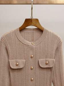 Abito Lungo <span class=keywords><strong>Marrone</strong></span> Classico a Collo Tondo <span class=keywords><strong>in</strong></span> Raso Lavorato a <span class=keywords><strong>Maglia</strong></span> con Patchwork, Sette Colori, Nuovo Modello 2026, Semplice ed Elegante per Feste - Product Image 3