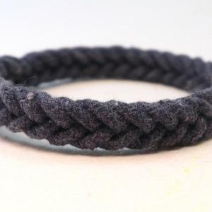 สร้อยข้อมือเชือกถักแฮนด์เมดแห่งความสุข - Product Image 1