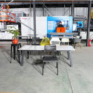 Silla de Exterior de Plástico Impermeable para Parque, Piscina, Resort y Alquiler Vacacional, Muebles de Fácil Mantenimiento - Product Image 3