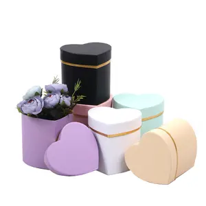 Venta al por mayor, Mini Ramos sencillos de floristería de papel, embalaje en forma de corazón rosa, cajas de embalaje de amor, caja de regalo de cartón para sombreros de flores