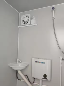 Systèmes <span class=keywords><strong>de</strong></span> toilettes portables en acier écologiques et durables, installation facile, design moderne, unités chimiques mobiles <span class=keywords><strong>pour</strong></span> lieux publics - Product Image 3