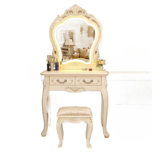 Châu Âu-Phong Cách Công Chúa Bàn Trang Điểm Nhỏ Gọn Mục Vụ Vẻ Đẹp Hub LED Tính năng Thiết Kế Hiện Đại Sồi Cho Căn hộ Nhỏ Phòng Ngủ - Product Image 2
