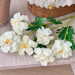 <span class=keywords><strong>ด</strong></span>อกไม้ประ<span class=keywords><strong>ด</strong></span>ิษฐ์รูปดอกรานันคูลัสสามดอก ขอบไหม้สไตล์ศิลปะ สำหรับตกแต่งบ้านสมัยใหม่และจัดฉากถ่ายภาพ<span class=keywords><strong>ง</strong></span>านแต่ง<span class=keywords><strong>ง</strong></span>าน - Product Image 2