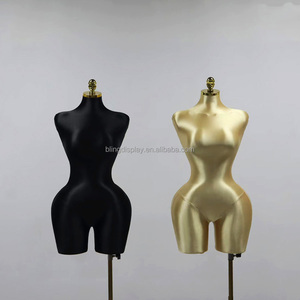 Maniquíes Femeninos Brasileños de Talla Grande con Curvas, Busto Grande y Caderas Anchas para Tiendas, Venta al Por Mayor de Fábrica - Product Image 4