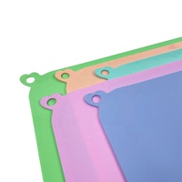 Gros 30x40 cm grand napperon en silicone souple enroulable 195g tapis de table mignon ustensiles de cuisine pour bébé produit d'usine personnalisé