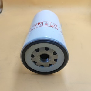 Pasokan Pabrik Filter Bahan Bakar Berkualitas Tinggi Pl420 612630080088 FS19769 1100404 R010061 R010017 Pl421 Filter Bahan Bakar untuk Truk - Product Image 6