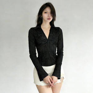 Blusa Elegante de Mujer con Cuello en V, Manga Larga, Cintura Ajustada y Rayas Tejidas, Estilo Francés para Oficina - Product Image 3