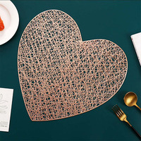 38cm PVC Creux Coeur Conception Napperons Isolation Thermique