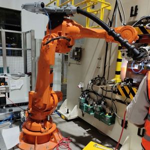 Bras de chargement et de déchargement pneumatique/hydraulique FURUOSI Robot Load 10KG IP65 avec garantie d'un an pour l'automatisation de l'estampage - Product Image 3
