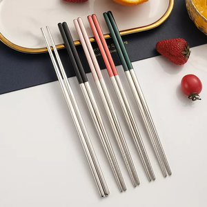 <span class=keywords><strong>Palillos</strong></span> <span class=keywords><strong>Coreanos</strong></span> de Acero Inoxidable 304 Antideslizantes con Logotipo Personalizado, <span class=keywords><strong>Palillos</strong></span> Japoneses <span class=keywords><strong>para</strong></span> Sushi - Product Image 2