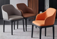 Chaise de salle à manger moderne en cuir PU rembourrée avec accoudoirs, cadre intégré noir, fauteuil de luxe pour salle à manger, hôtel, café