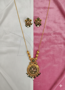 Ensemble de pendentifs Kemp en bijouterie antique de qualité supérieure, poli or brillant, pour les fêtes, les mariages et les événements spéciaux - Product Image 5