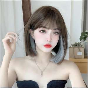 Peluca corta y recta natural con flequillo destacado para mujer, para cualquier forma de rostro, fibra Kanekalon, sin encaje - Product Image 2