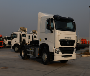 Tracteur Routier SINOTRUK HOWO-T7H 6x4 de 430 Ch et 13 Tonnes, Conduite à Gauche, avec Couchette Simple ou Double - Product Image 1