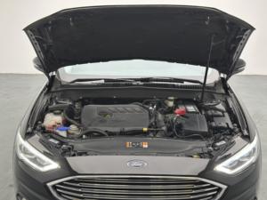 <span class=keywords><strong>Ford</strong></span> <span class=keywords><strong>Mondeo</strong></span> d'occasion <span class=keywords><strong>2018</strong></span> EcoBoost 180 Luxe, 1.5T 181 ch, 33843 milles, conduite à gauche - Product Image 4