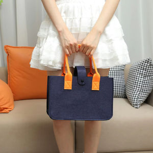 Bolsa <span class=keywords><strong>Tote</strong></span> de Feltro Colorida com Logo Personalizado, Grande Capacidade, Fechamento com Botão, Design Ecológico e Reutilizável - Product Image 3