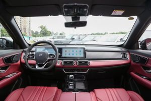 Venta Caliente Chery JETOUR X70 Pus 2025 Vehículos SUV de 5 Plazas SUV de Gasolina con Volante a la Izquierda Vehículo Económico de Gasolina de China - Product Image 6