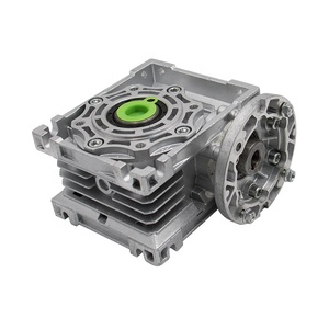 HLTNC NMRV063 Réducteur à vis sans fin 14mm 19mm 24mm Arbre d'entrée 5:1 - 100 :1 Rapport de vitesse Réducteur à vis sans fin Réducteur de vitesse à 90 degrés pour CNC - Product Image 3