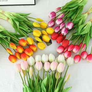 ช่อดอกทิวลิปประดิษฐ์ พีวีซีเนื้อนุ่ม สีส้มเหลือง สำหรับตกแต่งงานแต่งงานและบ้าน จัดดอกไม้ - Product Image 3