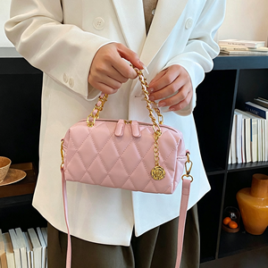 Borsa da Donna di Lusso con Manico a Rombi, Fornitura all'Ingrosso, Classica ed Elegante con Tracolla a Catena Dorata - Product Image 5