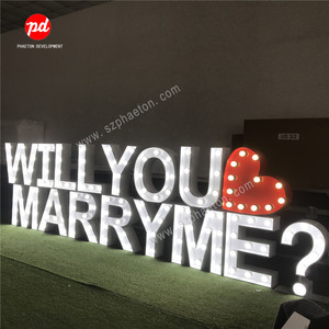 Decorazioni per Feste, Insegna LED RGB 'MARRY ME' Grande 3-4 Piedi, Lettere Luminose per Proposte di Matrimonio e Decorazioni Nuziali - Product Image 5