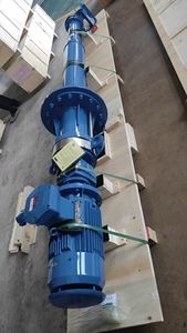 La pompe verticale à vis simple est utilisée <span class=keywords><strong>pour</strong></span> le transport d'huile (ajouter un dispositif de collecte des fuites) - Product Image 3