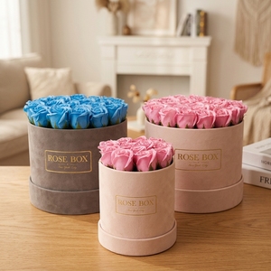 Custom Logo Personalized <strong>Round</strong> Velvet <strong>Flower</strong> <strong>Box</strong> With Coated Paperboard And UV Coating For Rose Packaging - Product Image 1