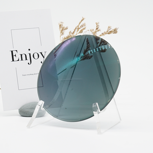 <span class=keywords><strong>Lentes</strong></span> Bifocales Planas Fotocromáticas Anti-Fatiga HMC 1.56 del Fabricante Maat, Color Gris, 70/28mm, Transmitancia del 98-99% - Product Image 2