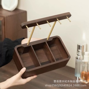Organizador de joyas de madera, estante de almacenamiento de escritorio con ganchos para collares y cosméticos, madera de nogal negro - Product Image 2