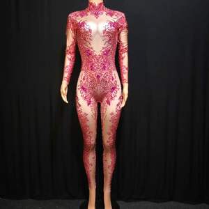 Barboteuse de luxe en Rose pour femmes, combinaison de <span class=keywords><strong>danse</strong></span> ornée de diamants rouges, vêtements de fête sexy, costume de scène - Product Image 1