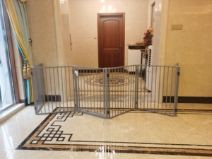 Puerta independiente para mascotas, valla plegable de madera para puertas, pasillos, escaleras y hogar, ideal para perros y cachorros - Product Image 6