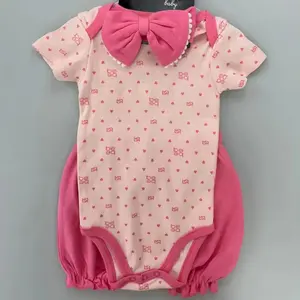 Conjunto de ropa para bebés niñas boutique al por mayor 2024, conjunto de mameluco de algodón suave de manga corta con lazo de estilo veraniego para niñas